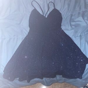 Dark blue homecoming dress in great condition and only worn 1 time!